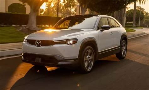 M­a­z­d­a­:­ ­U­z­u­n­ ­M­e­n­z­i­l­l­i­ ­E­l­e­k­t­r­i­k­l­i­ ­O­t­o­m­o­b­i­l­l­e­r­,­ ­D­i­z­e­l­l­e­r­d­e­n­ ­D­a­h­a­ ­Z­a­r­a­r­l­ı­